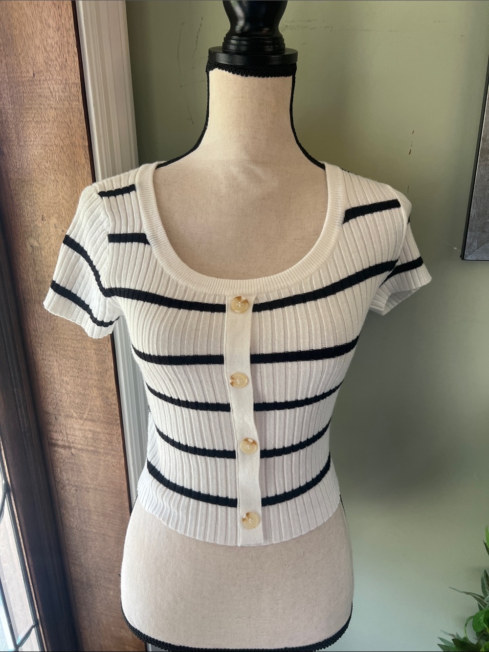The Workshop Short-Sleeve Ribbed Button-Front Top in White and Black